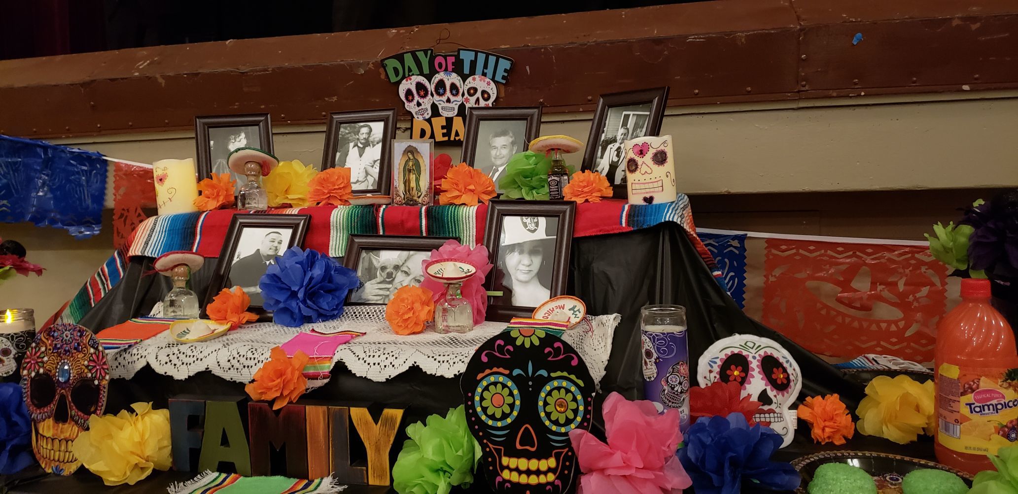 dia de los muertos altar.jpg